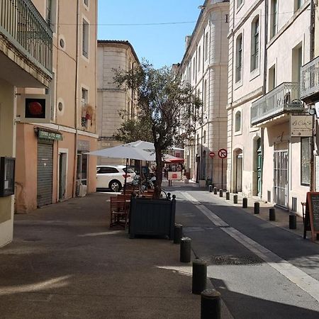 Studio Nimes Centre ภายนอก รูปภาพ